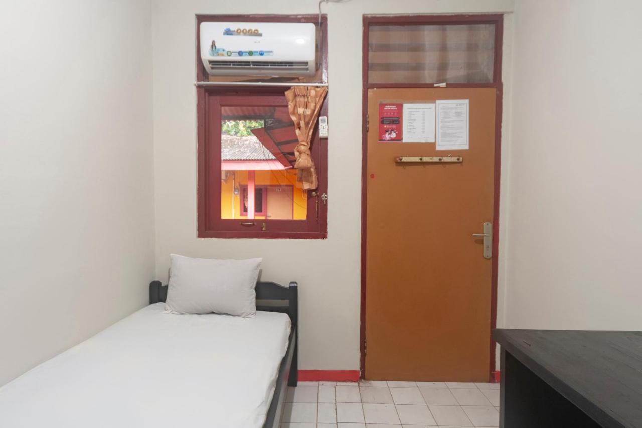 Oyo Life 3034 Taman Melati 호텔 데폭 외부 사진