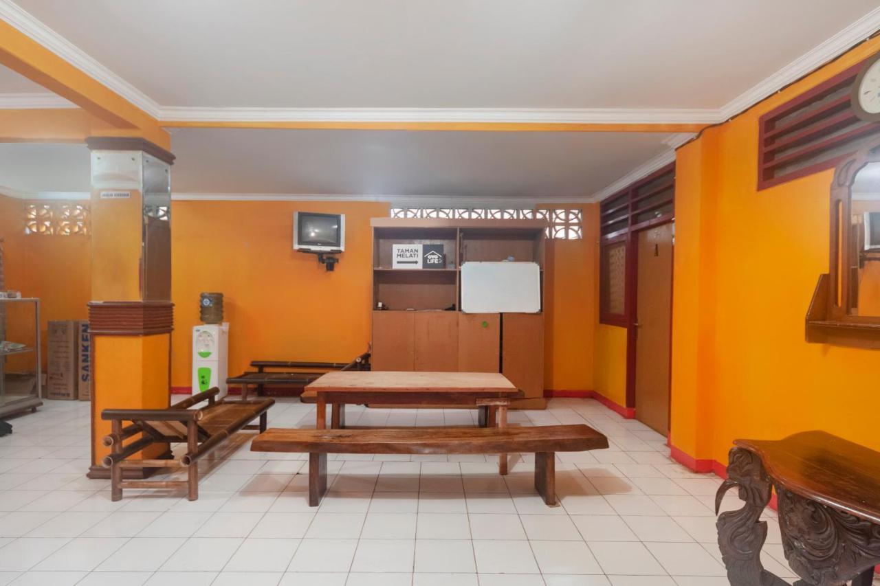 Oyo Life 3034 Taman Melati 호텔 데폭 외부 사진